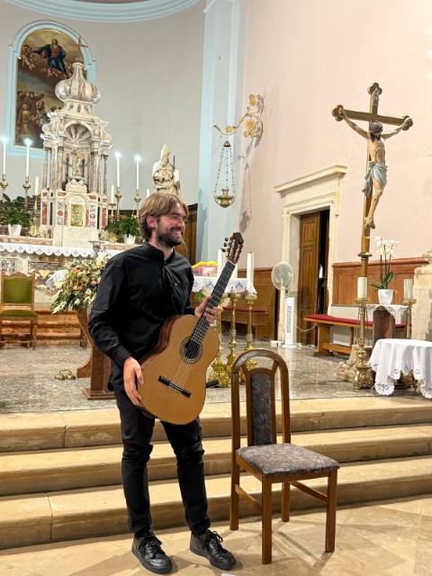 539147759_1212658454237147_3256736715376801149_n.jpg, leonard , koncert, 3