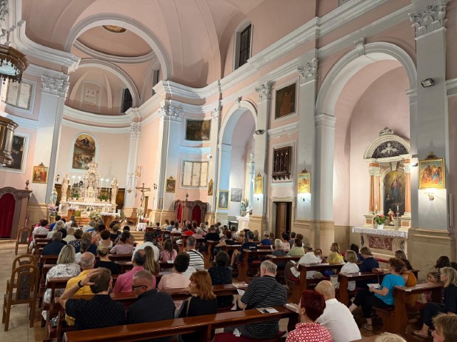 539800721_1212658400903819_965200946324766466_n.jpg, leonard koncert, 1