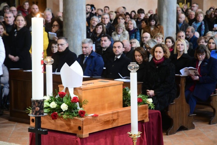 616015305_1702926384440239_7908643540040015517_n