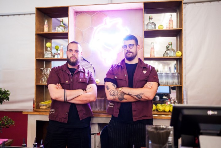 Cream pop-up by Peaches & Cream bar (2)