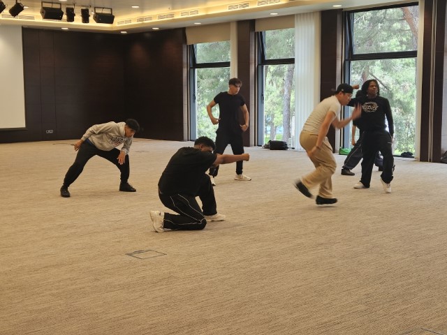 Dancestar 1