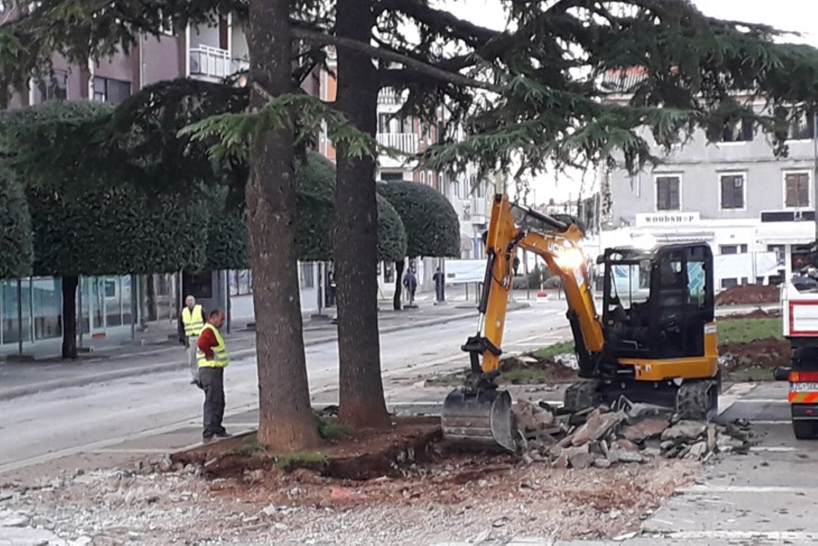 početak-radova-na-trgu-1.svibnja