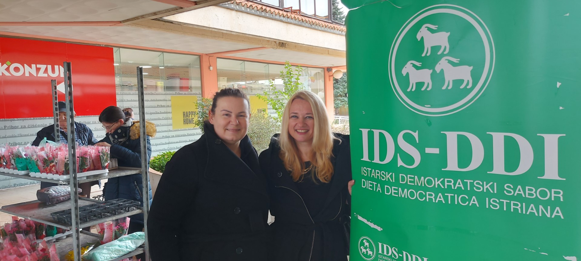 anja i sunita, dan žena