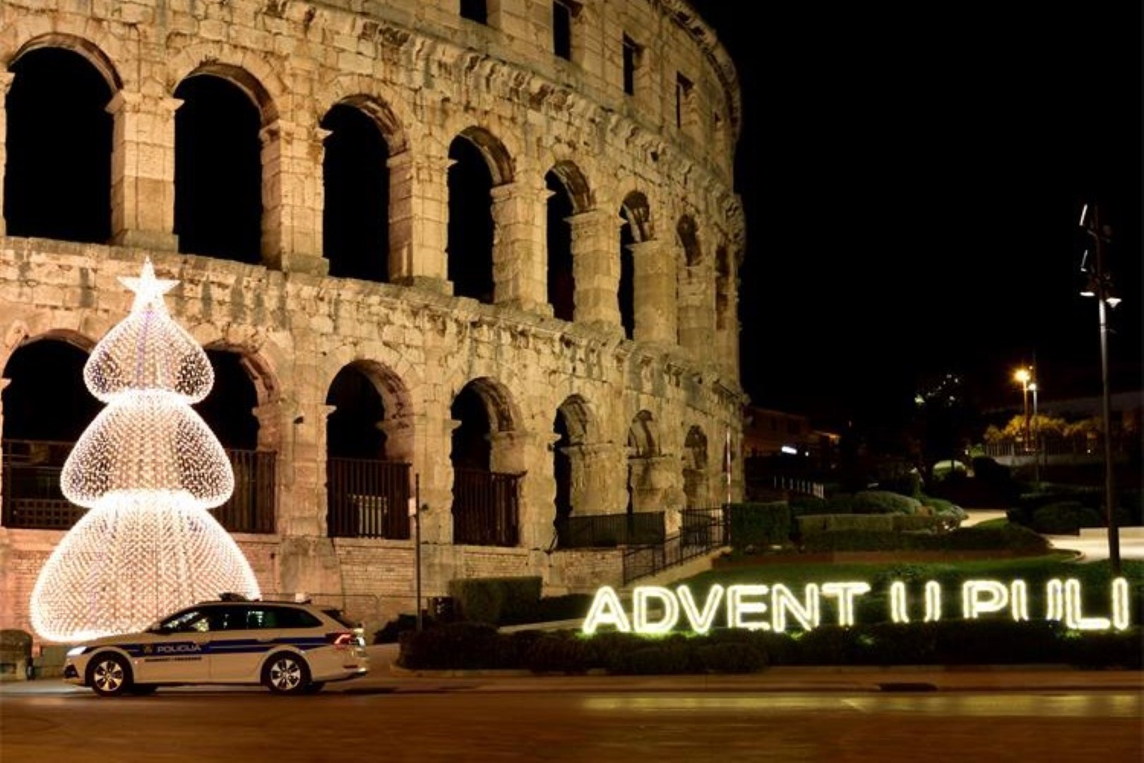 blagdani.jpg, pula