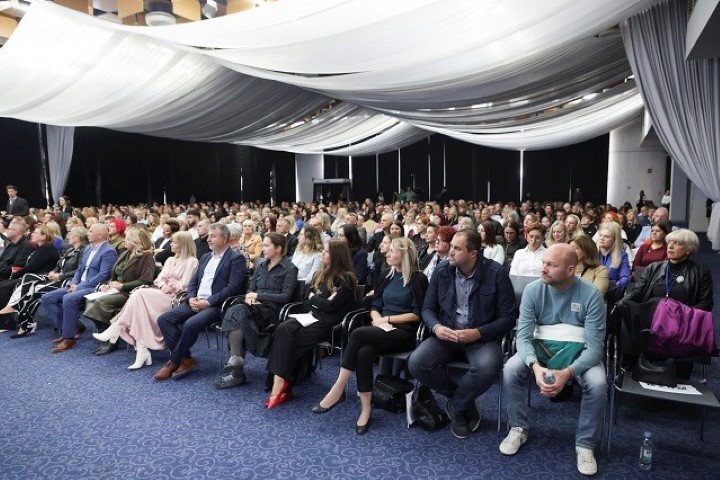 HN_20251006243792.jpg, naj učitelji, 25