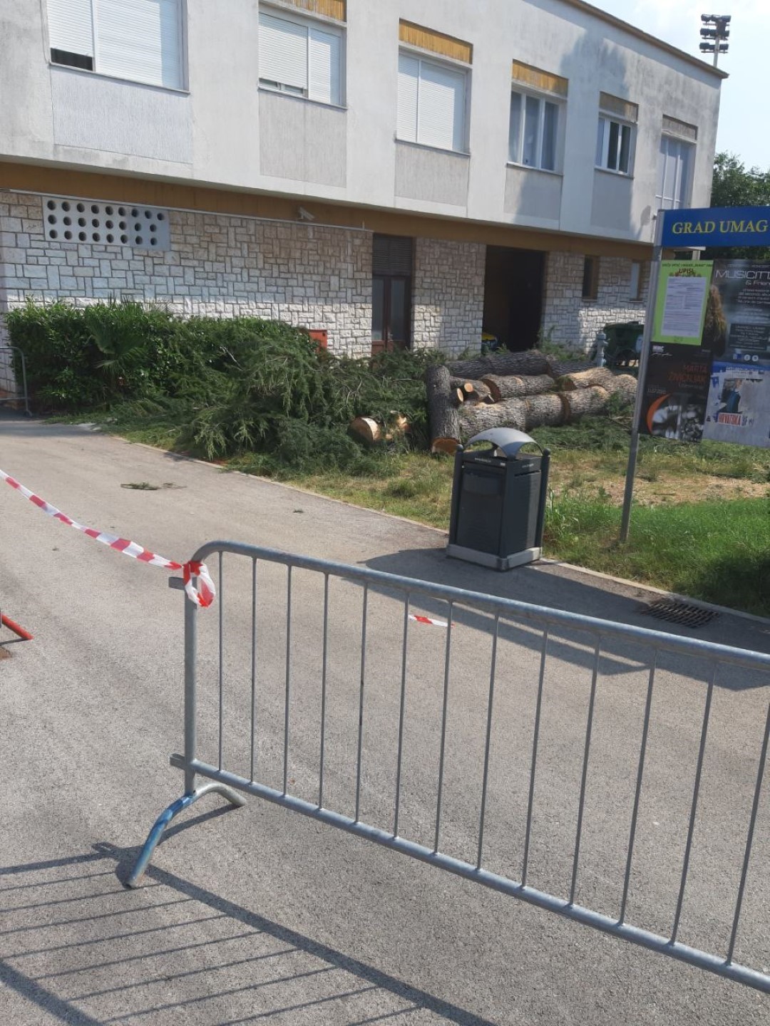 po&scaron;ta, stabla