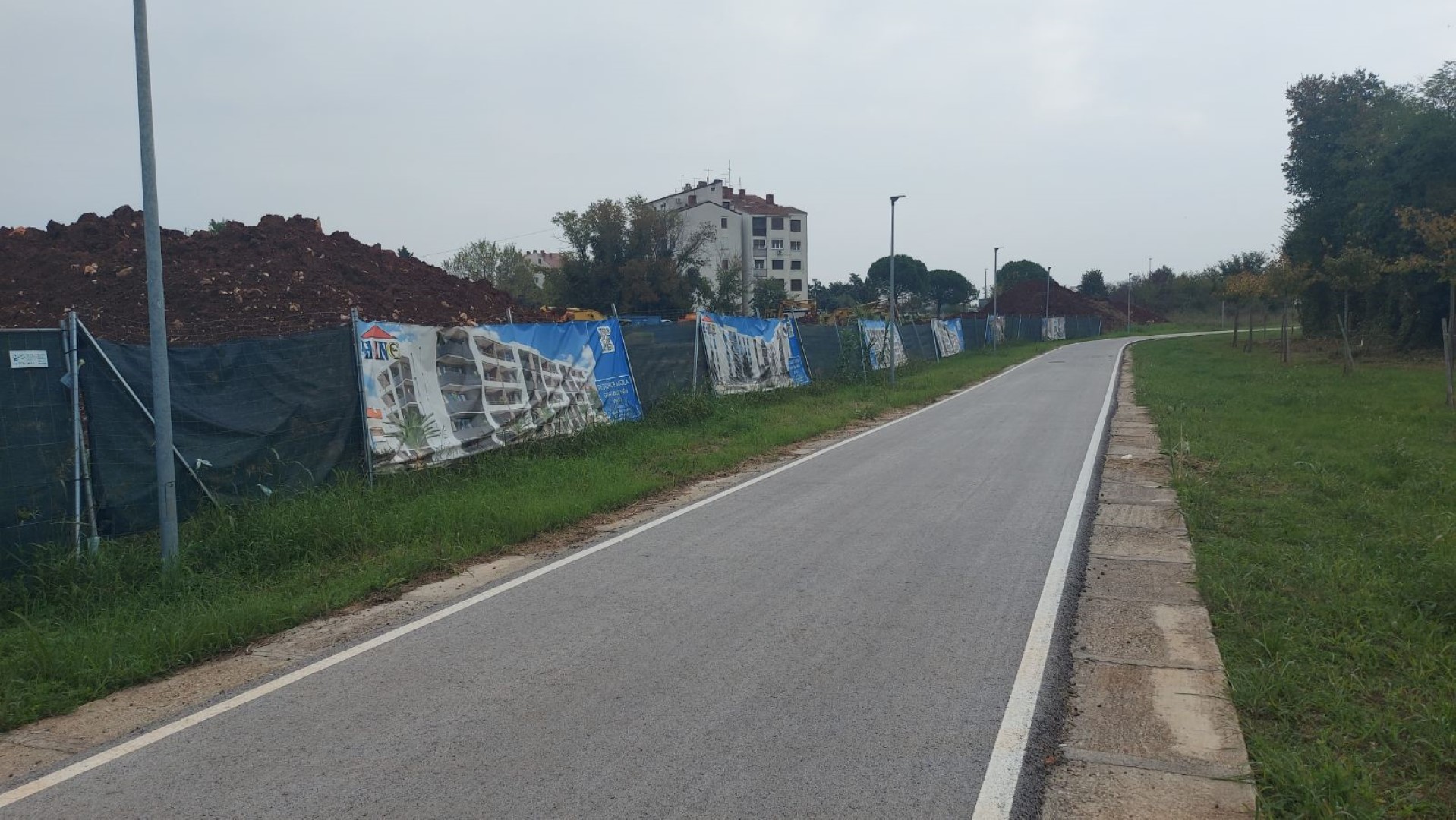 gradili&scaron;te, groblje