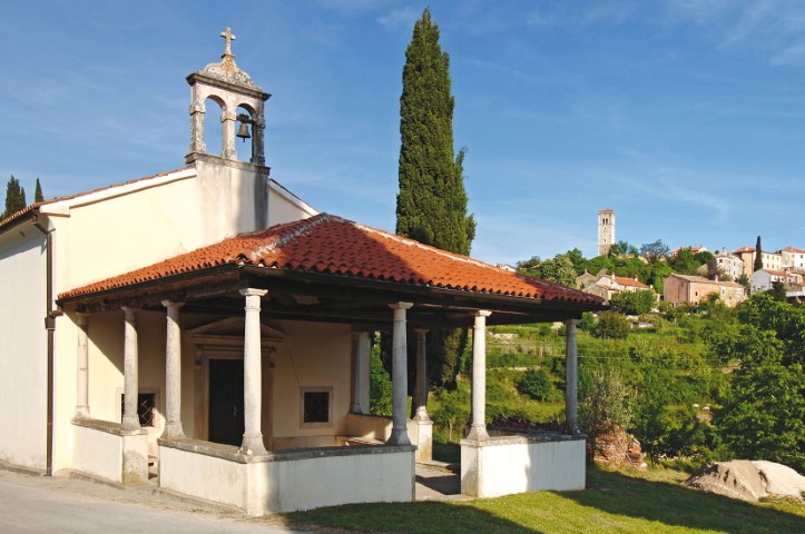 crkvica svete marije oprtalj