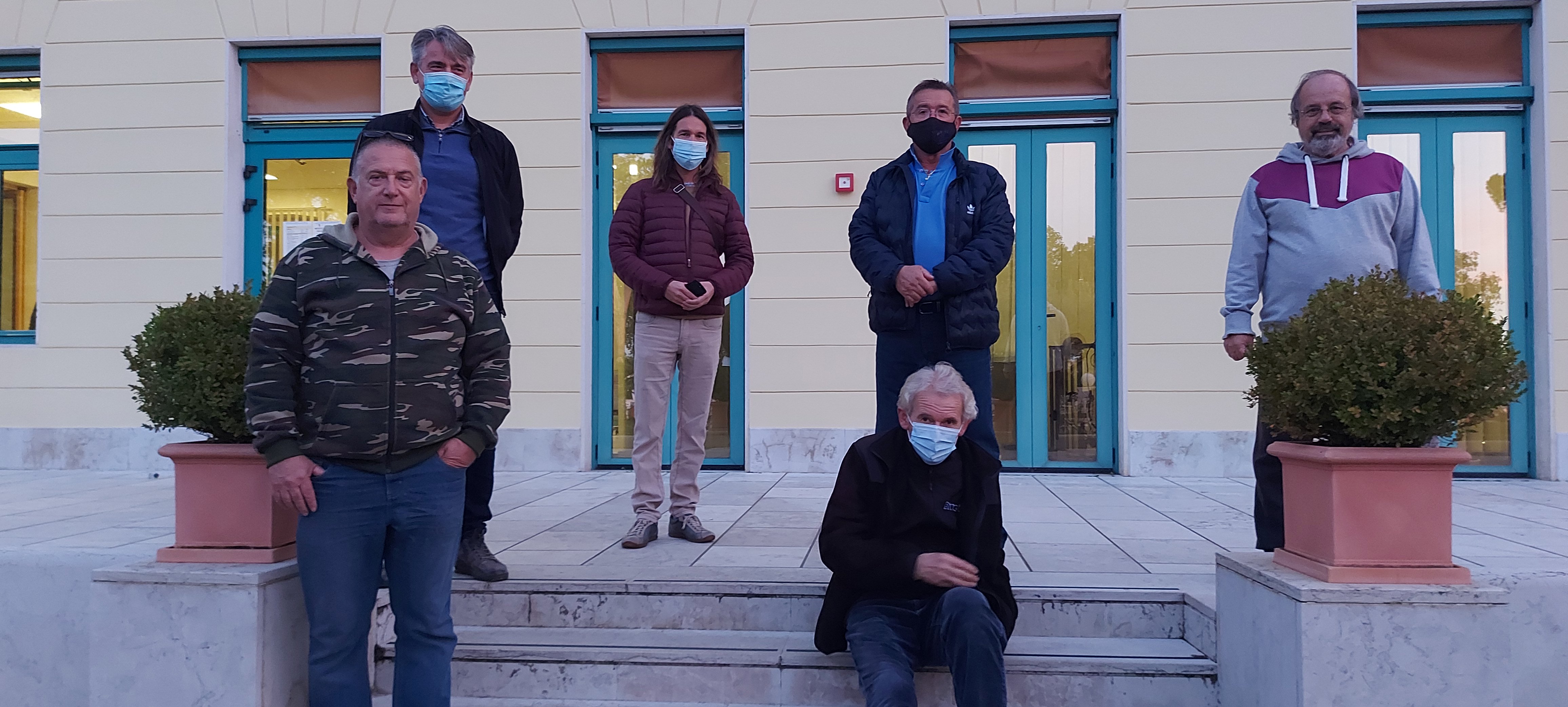 Zeleni Umag i „Naši ljudi/Gente nostra“ protestirali ispred gradske uprave