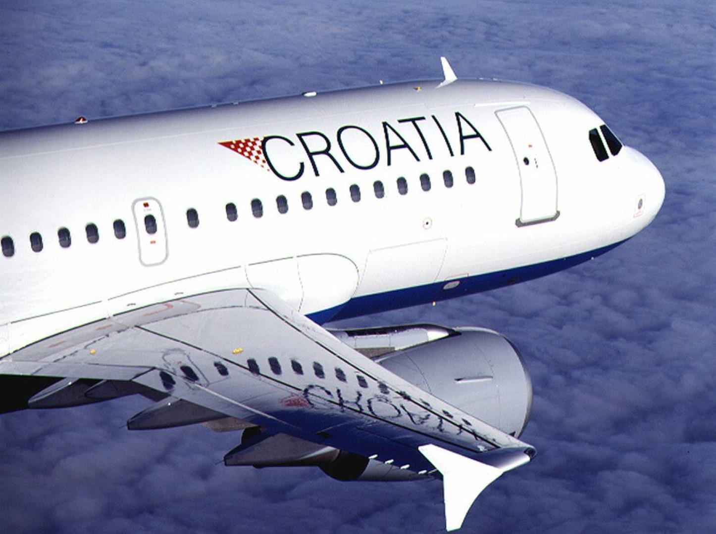 Croatia Airlines ima nova pravila, u avion se više ne može s običnom maskom