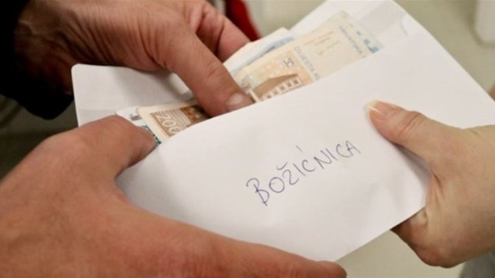 I nanovo o božićnicama