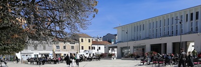 Još jedan dosadni Uskrsni ponedjeljak.