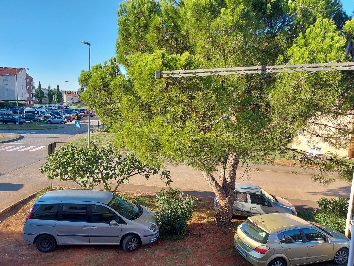 Selo naše (ne)veselo!