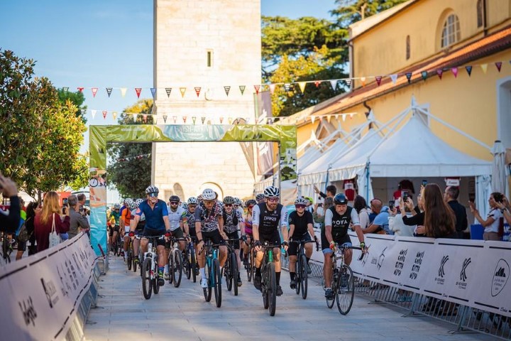Prvo izdanje biciklističke utrke NOVA Eroica Istria – Truffle Tour okupilo sudionike iz 12 zemalja