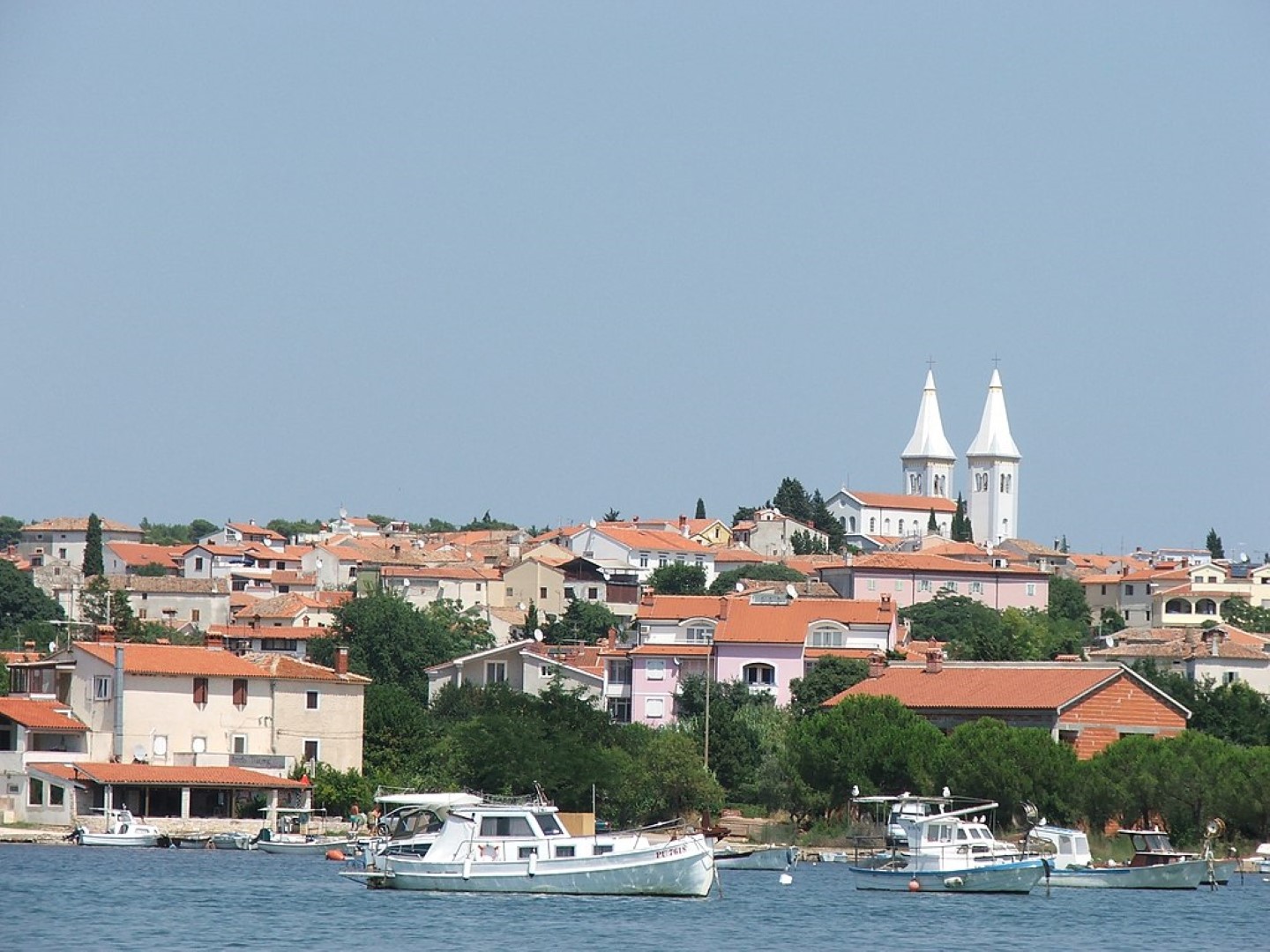 Policija dovršila izvide u Medulinu. Sjekirom usmrtio majku, pa izvršio samoubojstvo.
