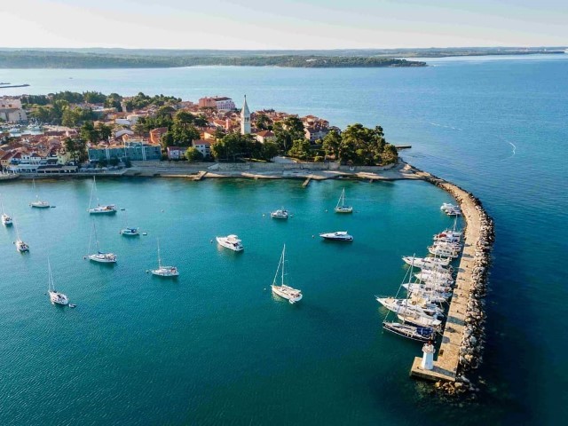 Investicije na morskim površinama. Sanirana novigradska diga, početak radova na lučici Dajla – Belveder