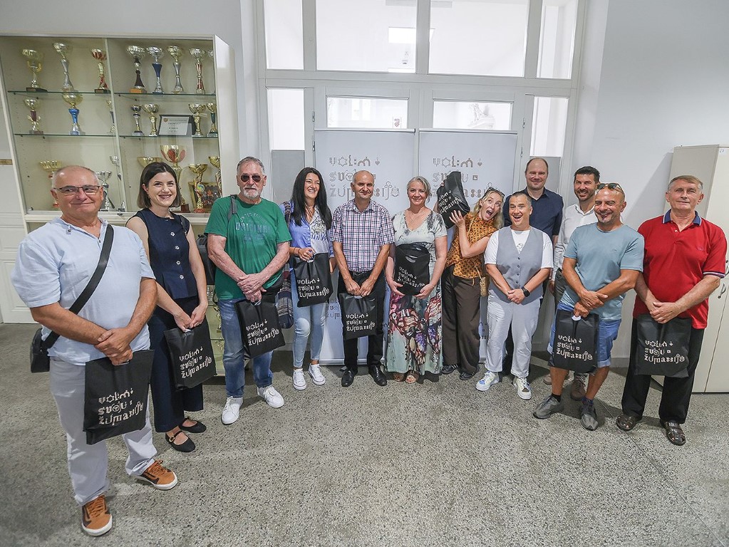 Otvorena izložba dobitničkih fotografija foto natječaja „Volim svoju županiju“